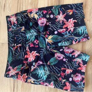 Shredly 11” Women's Bike Shorts